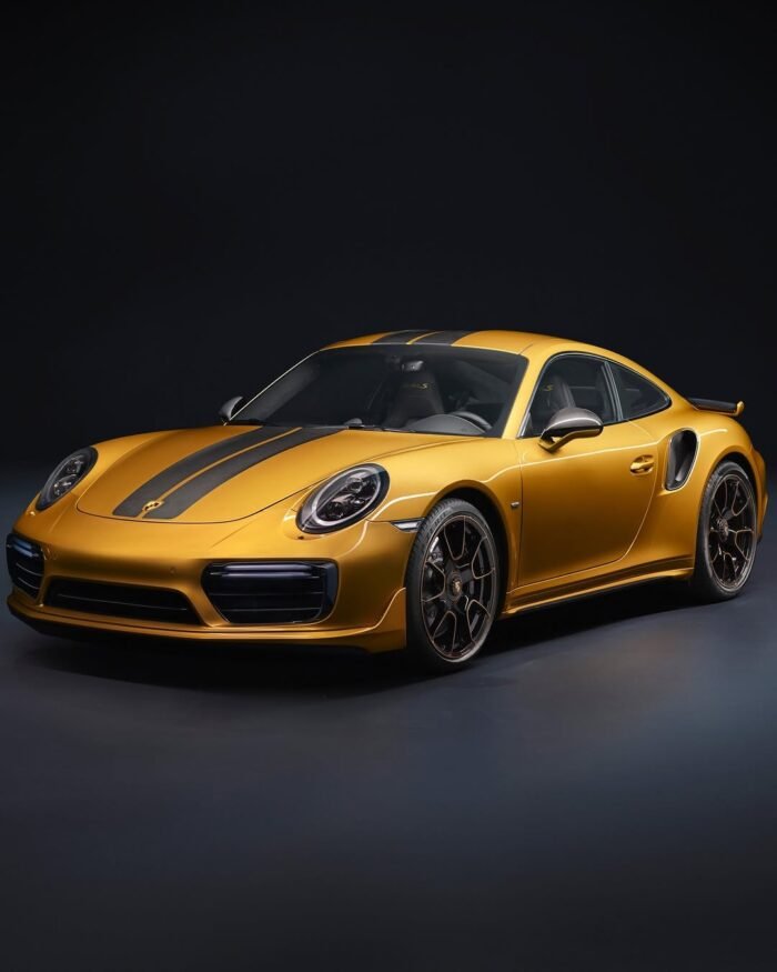 Porsche 911 Turbo S Exclusive Series 991 607PS - Image 2