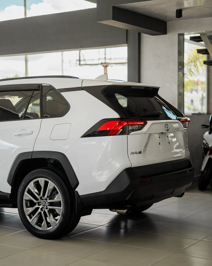 2019 Toyota RAV4 XLE Gasoline - Image 7