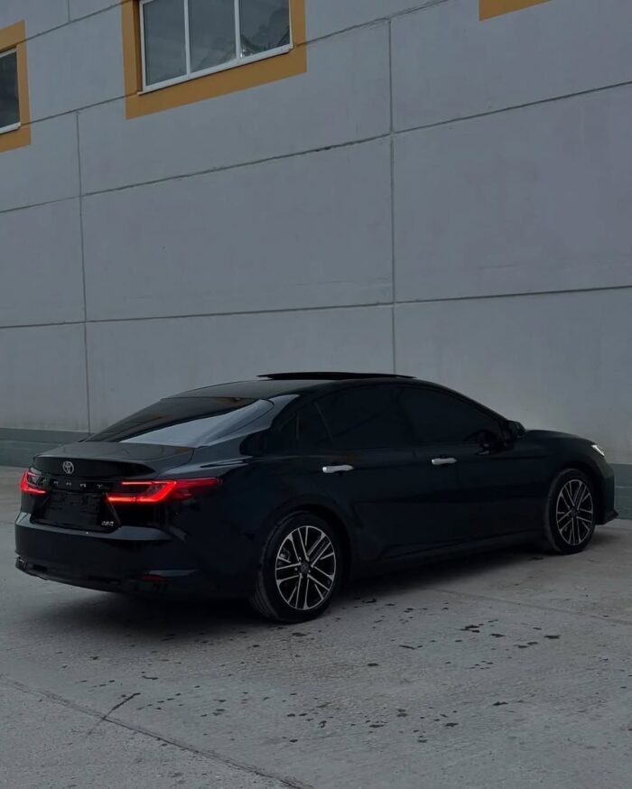 Toyota Camry 2025 for Sale - Image 5