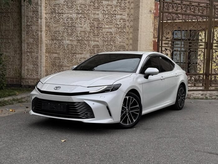 Toyota Camry 80 2024 for Sale - Image 17