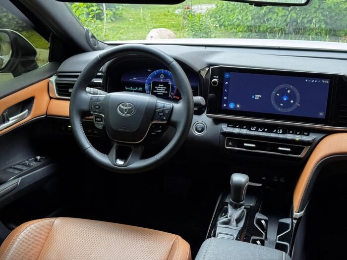 Toyota Camry 80 2024 for Sale - Image 7