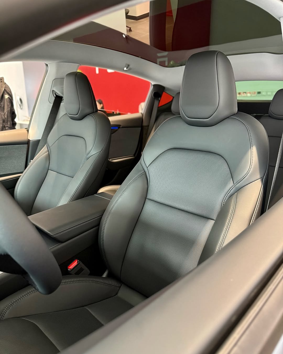 2025 Tesla Model Y for Sale - Image 18