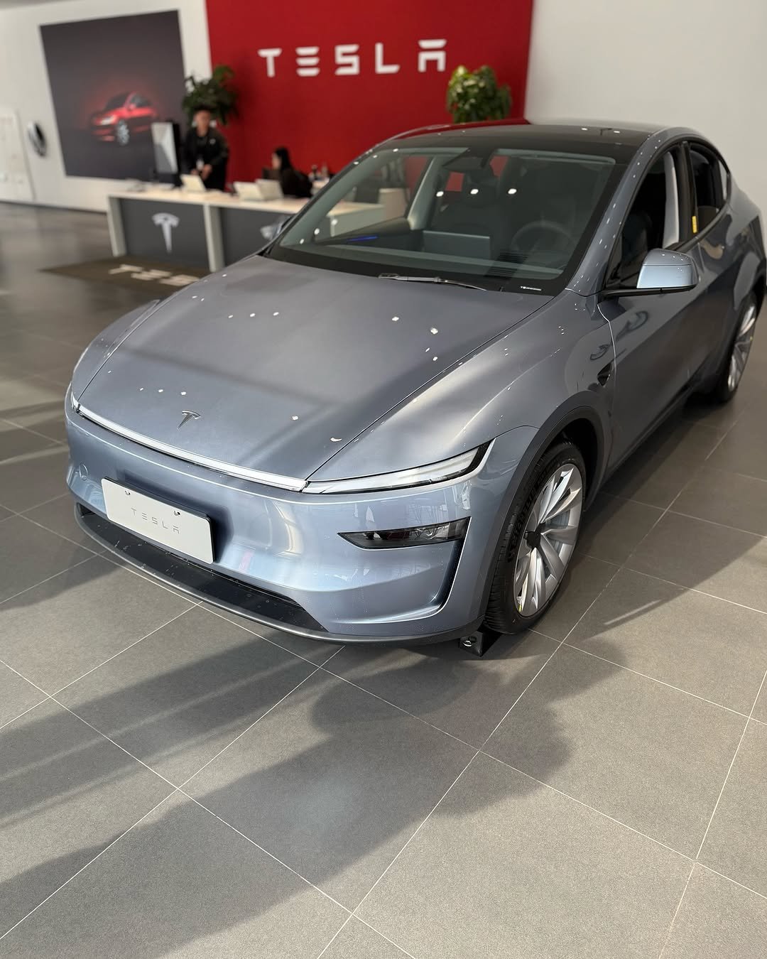 2025 Tesla Model Y